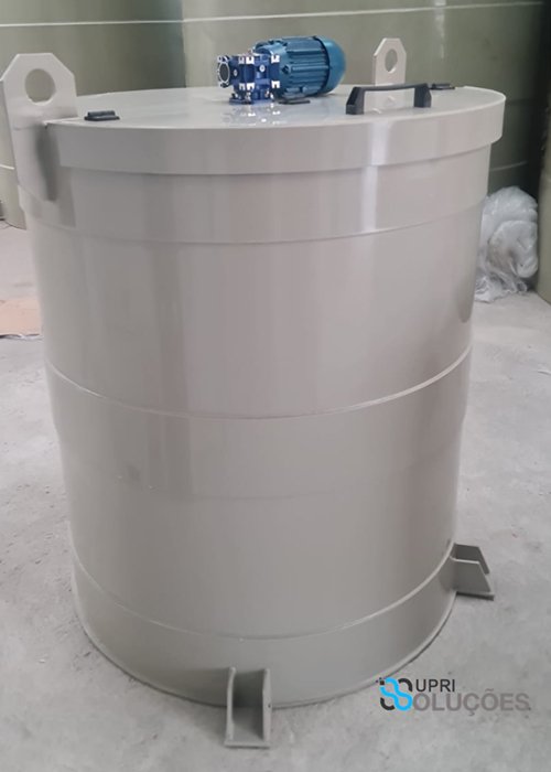 Tanques com Agitador SUPRI SOLUÇÕES 3