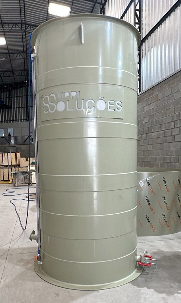 Tanques de Polipropileno especialistas em fabricação e usinagem de plástico da SUPRI SOLUÇÕES 7